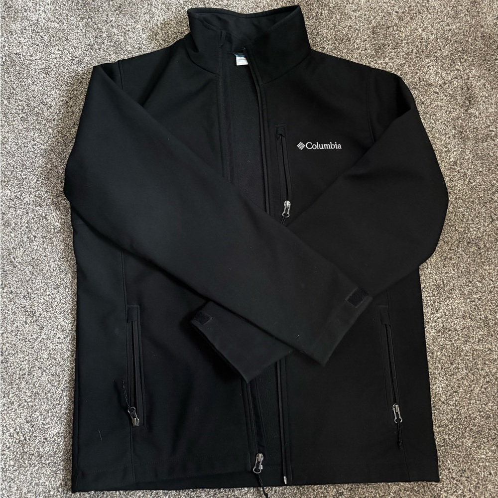 Columbia Women’s Black Performance Jacket
